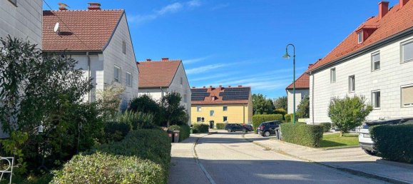 3-salle Appartement à Horsching, Austria No. 237747 10