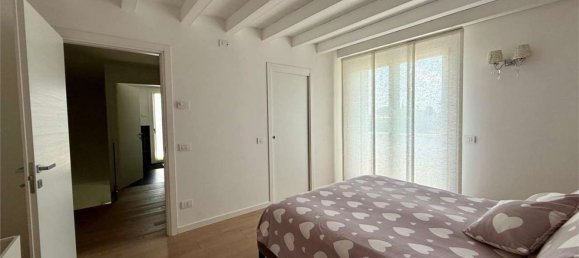 4 rooms House in Trevignano, Italy No. 288625 18