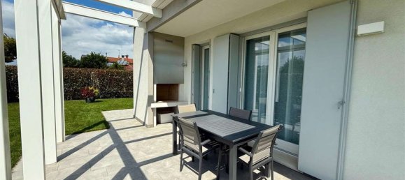 4 rooms House in Trevignano, Italy No. 288625 3