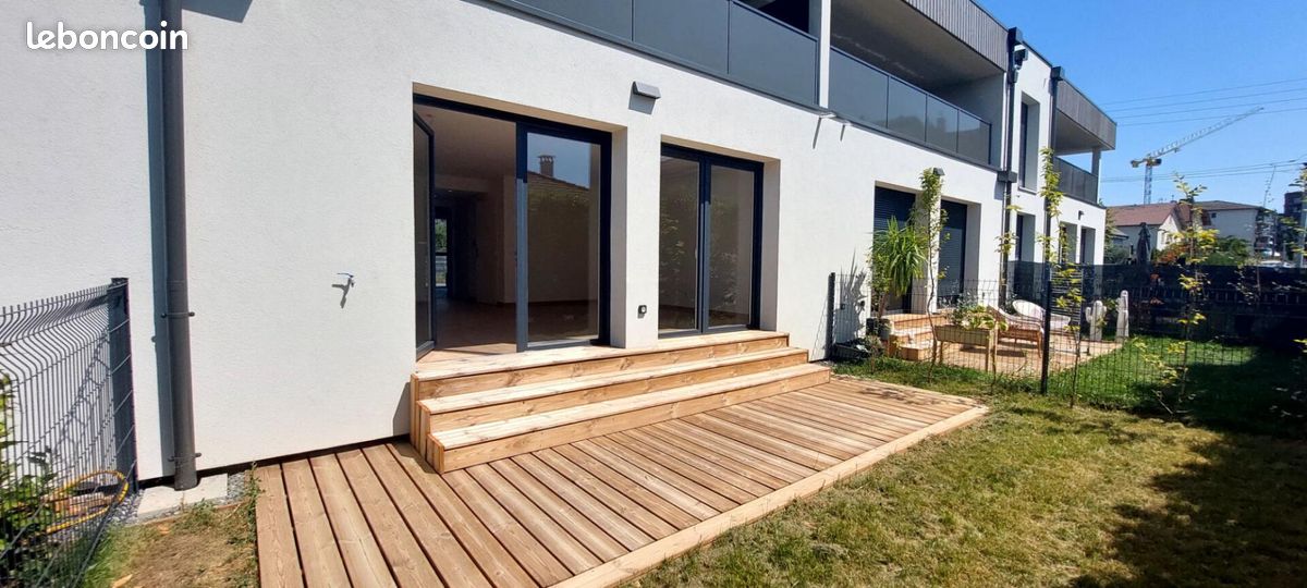 Квартира с 2 спальнями в Амбийи, Франция № 343456