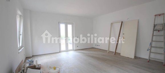 Apartamento de 3 dormitorios en Siena, Italy No. 216043 2
