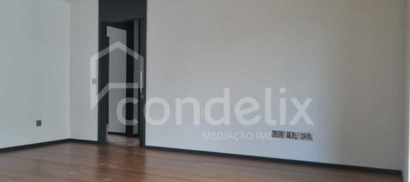 2 Schlafzimmer Wohnung in Lisbon, Portugal, Nr. 114227 12