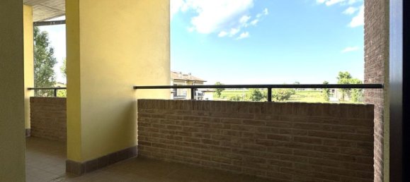 3-salle Appartement à Torrile, Italy No. 285679 9