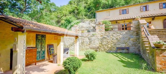 8 غرف نوم منزل في Volterra, Italy رقم 93120 7