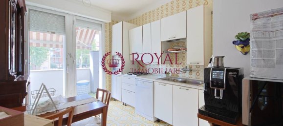 2 bedrooms Apartment in Livorno, Italy No. 278971 15