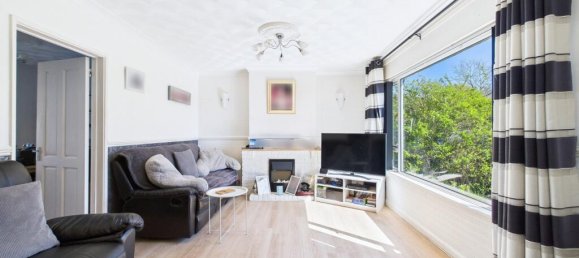 3 bedrooms House in Sheerness, United Kingdom No. 13849 2