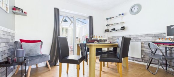 3 bedrooms House in Sheerness, United Kingdom No. 13849 7