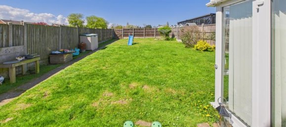 3 bedrooms House in Sheerness, United Kingdom No. 13849 15