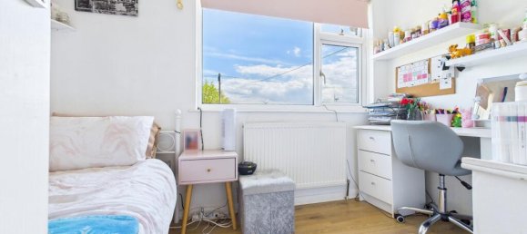 3 bedrooms House in Sheerness, United Kingdom No. 13849 21