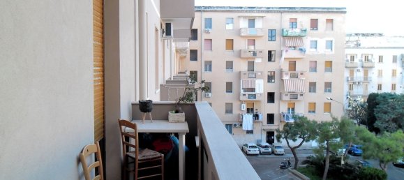 3 rooms Apartment in Bari, Italy No. 104546 25