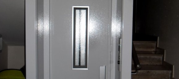 3 rooms Apartment in Bari, Italy No. 104546 10