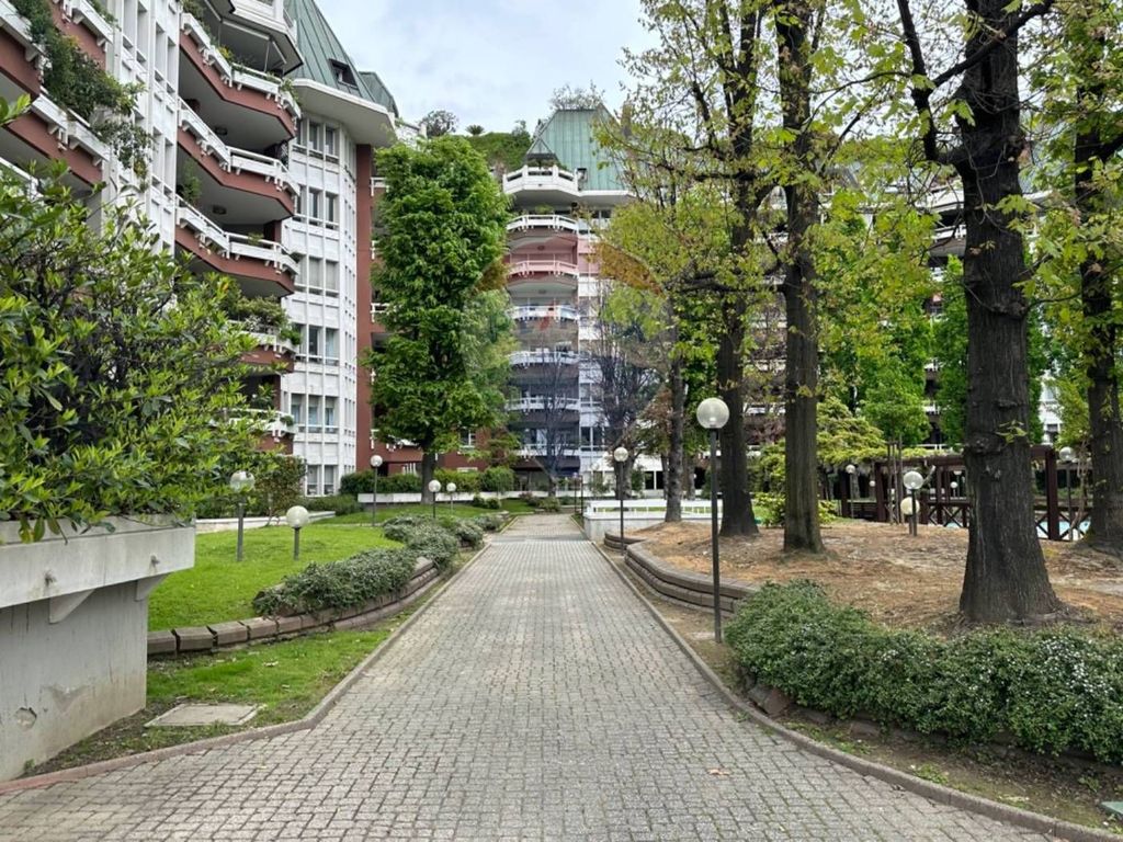 3 غرف نوم شقة في Milan, Italy رقم 246563