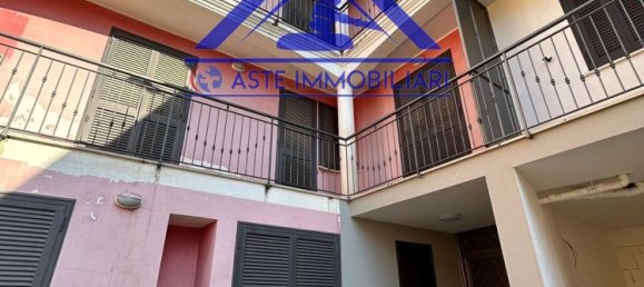 Apartamento de 2 divisões em Marcianise, Italy N.º 63783 2