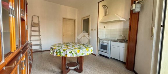 2 rooms Apartment in Turin, Italy No. 49717 9