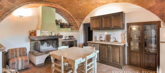 7 bedrooms House in Sinalunga, Italy No. 58015 9