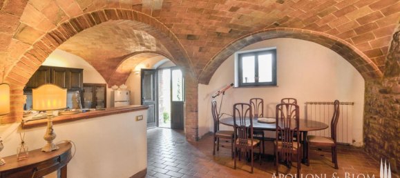 7 bedrooms House in Sinalunga, Italy No. 58015 8