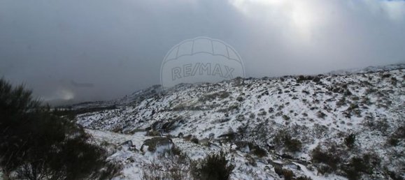 Casa T3 em Cortes do Meio, Portugal N.º 157348 25