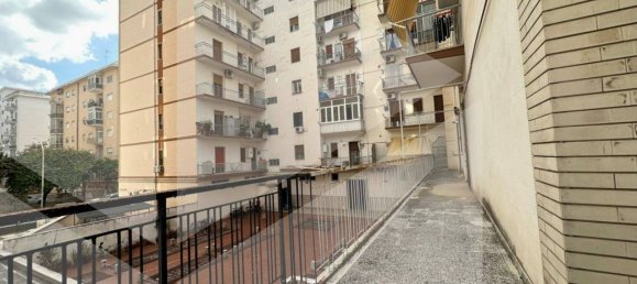 Apartamento de 5 habitaciónes en Foggia, Italy No. 23733 14