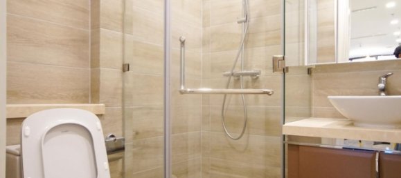 3 bedrooms Apartment in District 1, Vietnam No. 18325 18