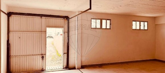 Entrepôt à Casal de Cambra, Portugal 394m² No. 94144 7