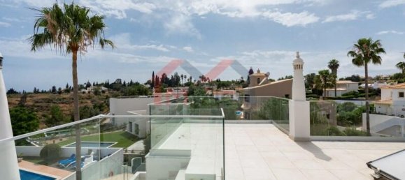 4 bedrooms Villa in Lagoa, Portugal No. 303736 32