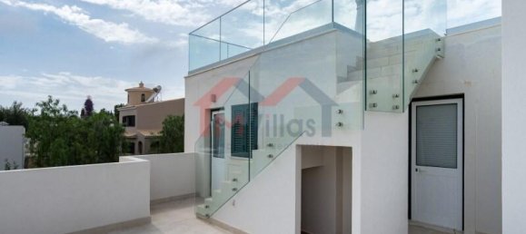 4 bedrooms Villa in Lagoa, Portugal No. 303736 33