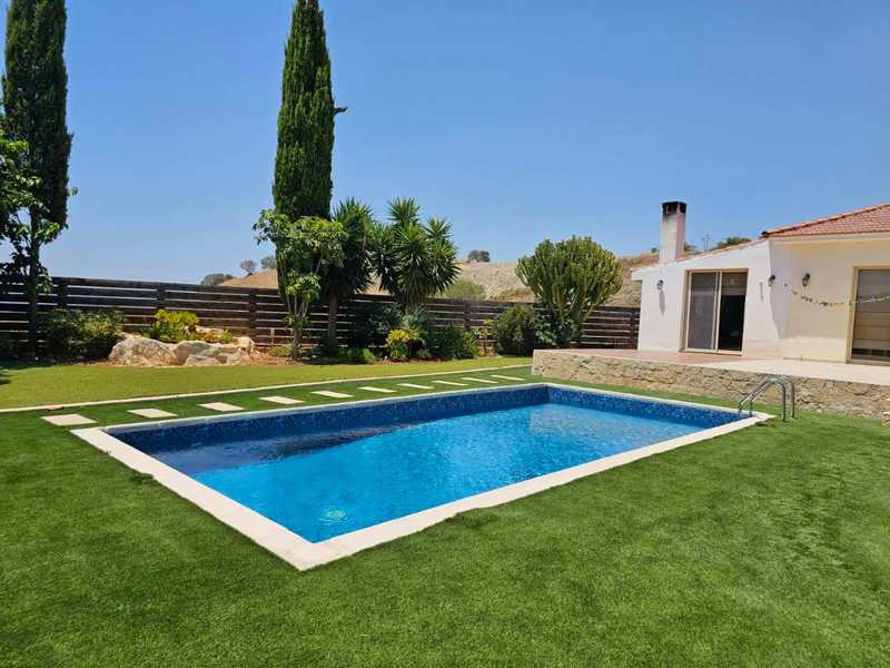 3 bedrooms Commercial property in Moni, Cyprus No. 18854