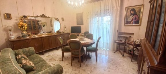 3 chambres Appartement à Taranto, Italy No. 379482 8