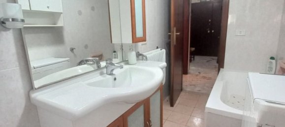3 chambres Appartement à Taranto, Italy No. 379482 2