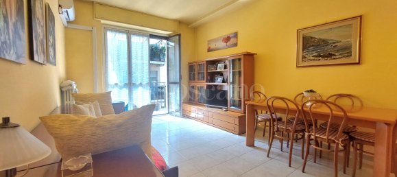 3 rooms Apartment in Milan, Italy No. 285101 4
