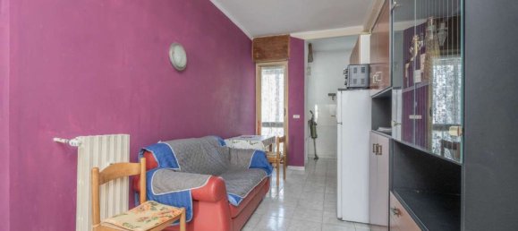 2 bedrooms Apartment in Turin, Italy No. 379505 5