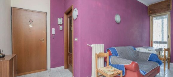 2 bedrooms Apartment in Turin, Italy No. 379505 4