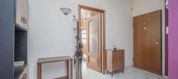 2 bedrooms Apartment in Turin, Italy No. 379505 18