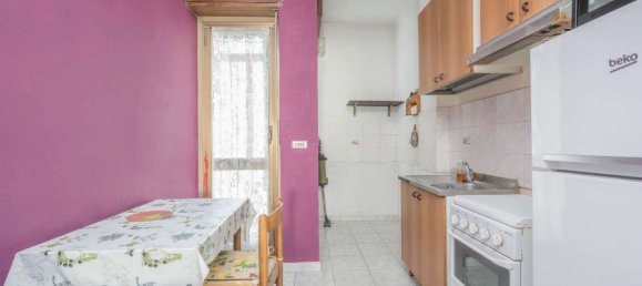 2 bedrooms Apartment in Turin, Italy No. 379505 8