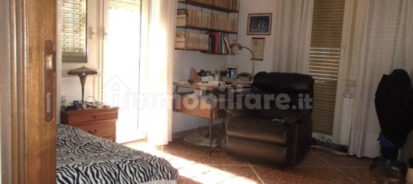 Apartamento de 4 dormitorios en Rome, Italy No. 15228 14