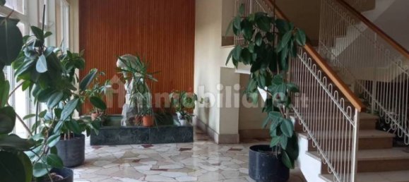 Apartamento de 4 dormitorios en Rome, Italy No. 15228 18