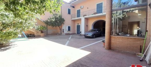 Casa de 4 dormitorios en Curti, Italy No. 132255 40