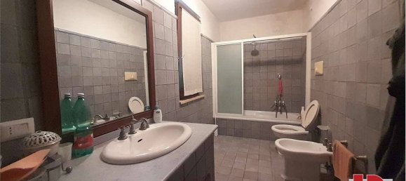 Casa de 4 dormitorios en Curti, Italy No. 132255 29