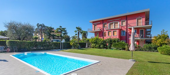 3-salle Appartement à Sirmione, Italy No. 371691 4