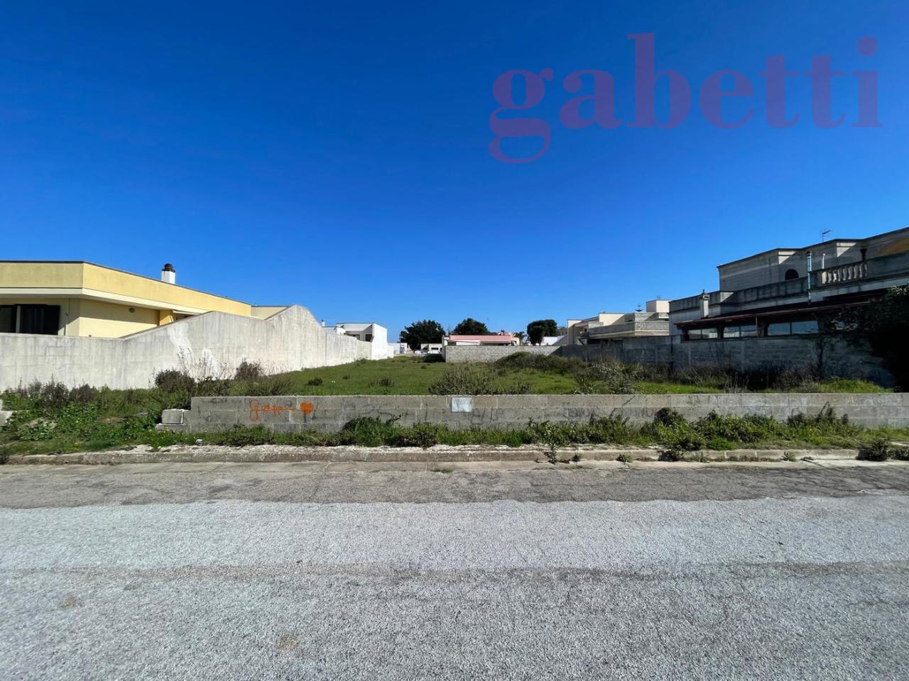 680m² Land in Poggiardo, Italy No. 234960