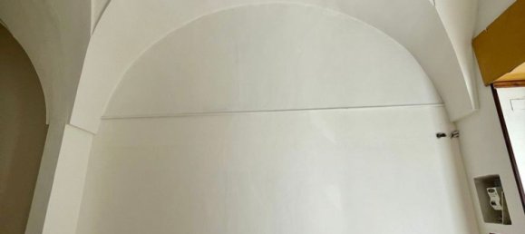 70m² Commercial property in Alessano, Italy No. 165249 4