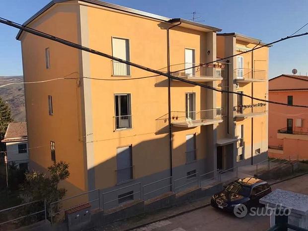 3غرفة شقة في San Bartolomeo in Galdo, Italy رقم 267826