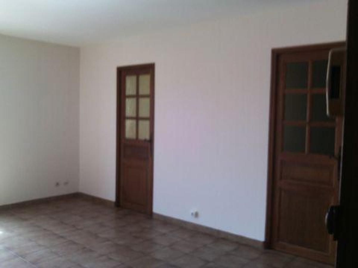 Studio in the Condo in Le Beausset, France No. 13971