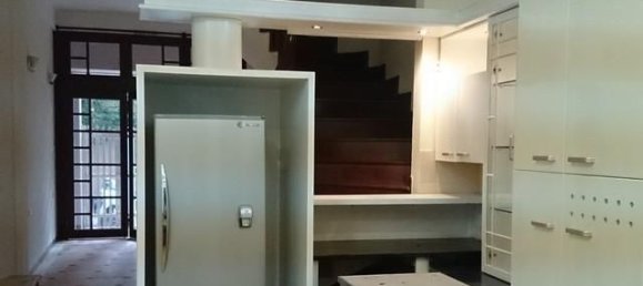 Casa de 4 dormitorios en Ba Dinh, Vietnam No. 5103 15