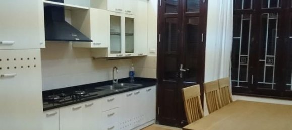 Casa de 4 dormitorios en Ba Dinh, Vietnam No. 5103 4