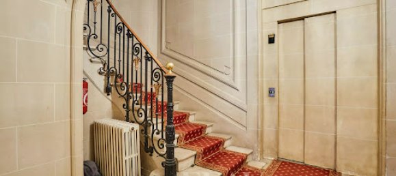 4 bedrooms Apartment in Paris, France No. 148870 24