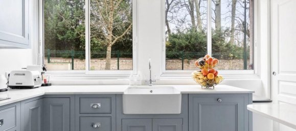 Apartamento de 3 dormitorios en Garches, France No. 352022 14