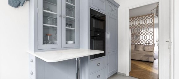 Apartamento de 3 dormitorios en Garches, France No. 352022 15