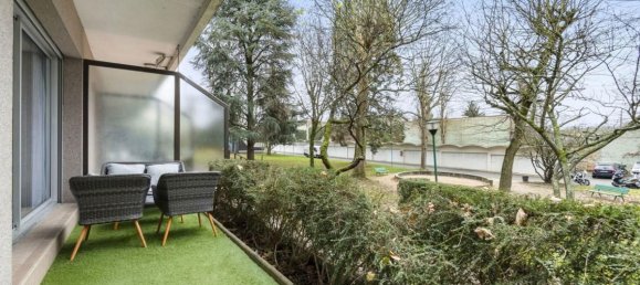 Apartamento de 3 dormitorios en Garches, France No. 352022 7