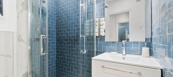 Apartamento de 3 dormitorios en Garches, France No. 352022 5